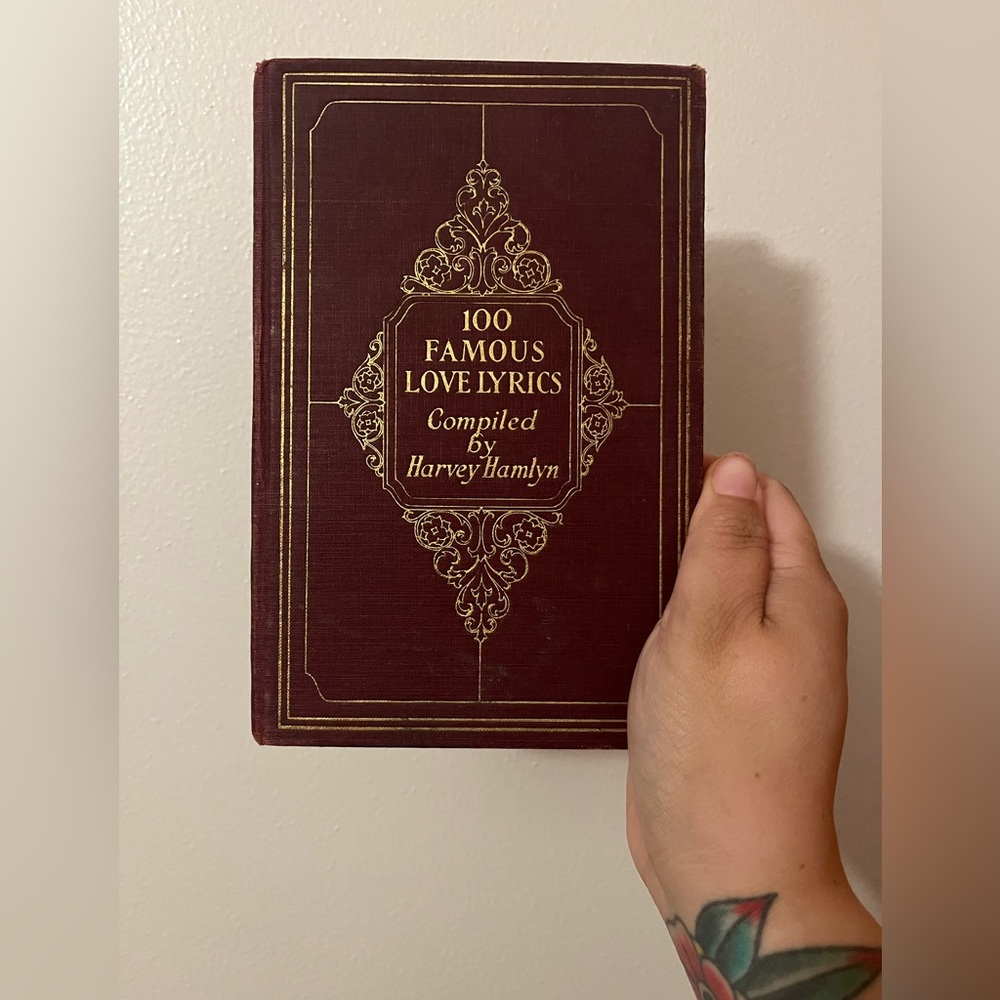 Vintage 1926 Book “100 famous love lyrics” compiled by Harvey Hamlin